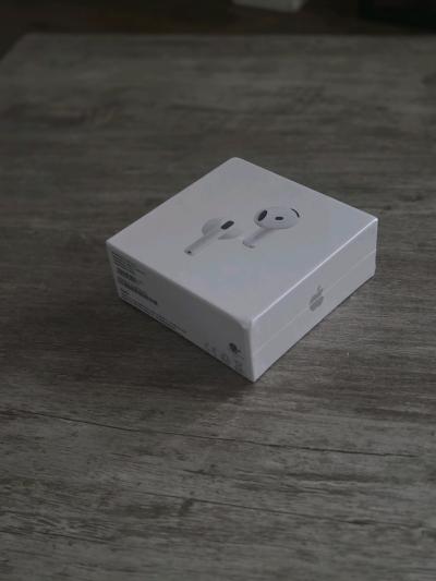 Airpods 4 noise cancellation - Thumbnail 4