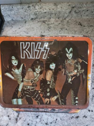 KISS 1977 Vintage Metal Lunchbox