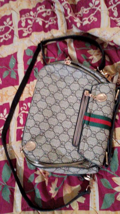 shoulder bag