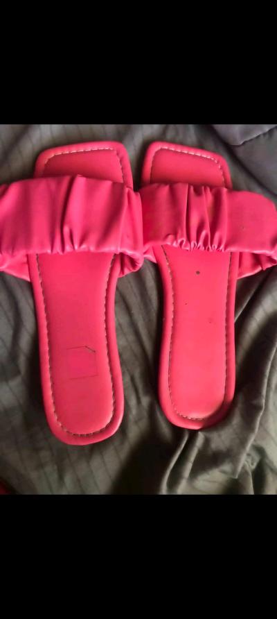 pink Sandals size 6