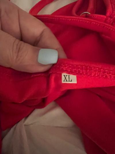 womens xl crop top like new - Thumbnail 2
