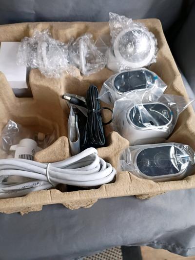 Netgear Arlo 4 WireFree HD Security Camera System VMS3430 - Thumbnail 4