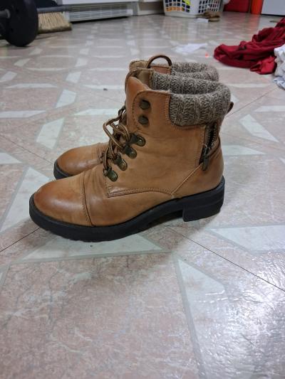 5 and a half MIA Windy Tan Ankle Boots