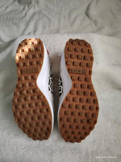Womens Nike Waffle Debut sneakers with leopard print - Thumbnail 4