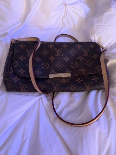 Beautiful cross shoulder bag great quality like new - Thumbnail 2