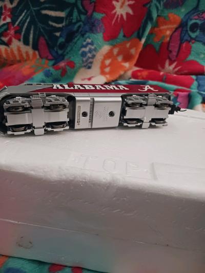 ALABAMA ROLL TIDE TRAIN SET NEW IN BOX - Thumbnail 3