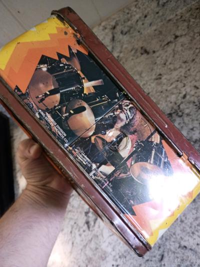 KISS 1977 Vintage Metal Lunchbox - Thumbnail 6