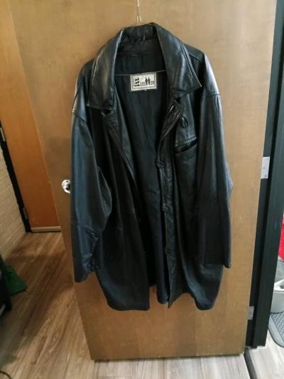 leather jackets one rider and one dress - Thumbnail 2