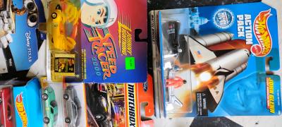 small collection of more than 70 Hot Wheels - Thumbnail 7