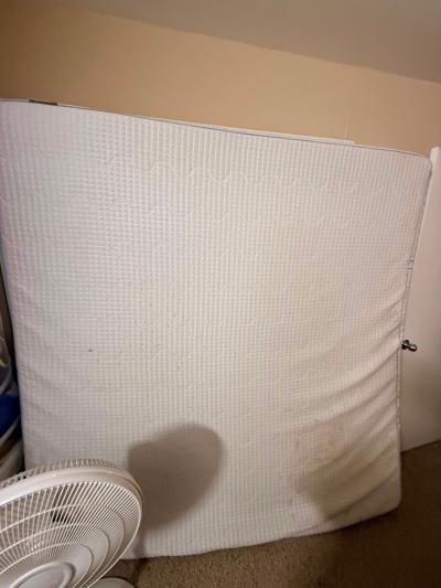 KING IKEA MATTRESS W BLACK BEDFRAME - Thumbnail 3