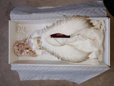 dolls colector items - Thumbnail 8