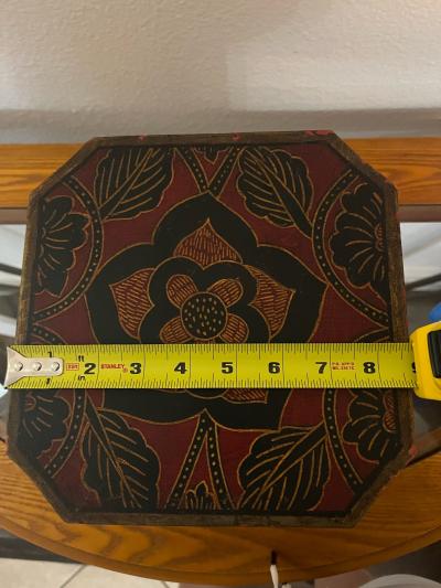 Hexagonal Hand Painted Trinket Box - Thumbnail 6