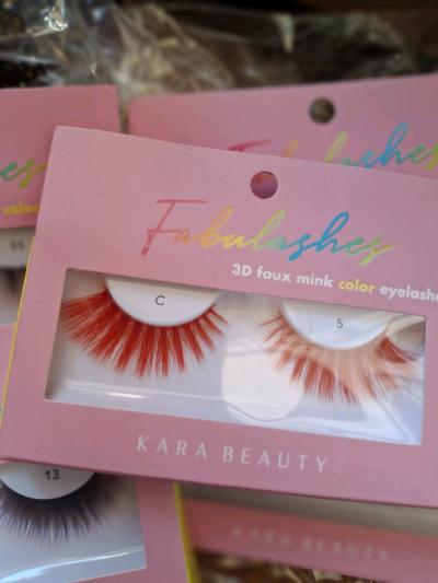 KARA BEAUTY COLORFUL LASHES
