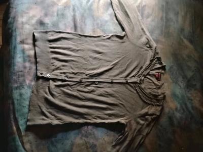 A Nice Grey Quarter Length Sleeve Womens Top