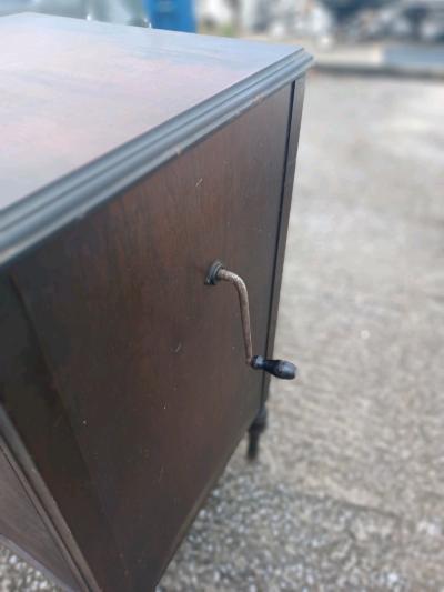 Antique Victrola - Thumbnail 3