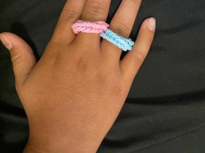 blue and pink rings