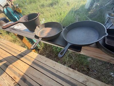 cast iron skillets and griddle
