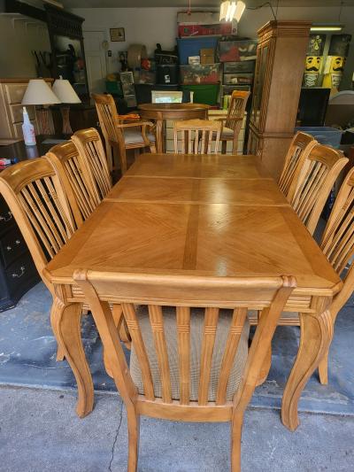 Elegant Solid Wood Dining Table Set 8 Chairs  Matching Pub S