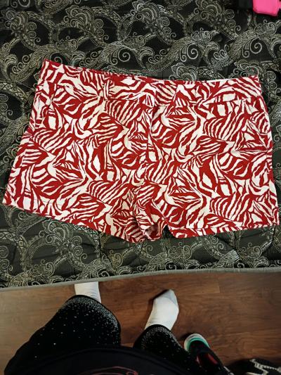 the loft red and white shorts - Thumbnail 2