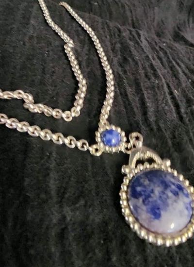 Faux lapis lazuli necklace by 1928 - Thumbnail 3