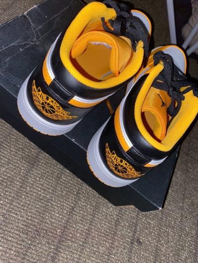 jordans - Thumbnail 2