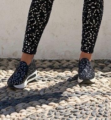 black sparkly fashion sneakers size8