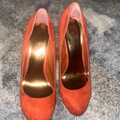 breckelles heels