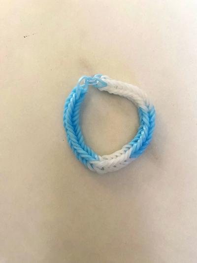 blue and white bracelet - Thumbnail 2