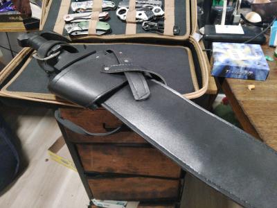 collection of folding novelty pocket knives - Thumbnail 8