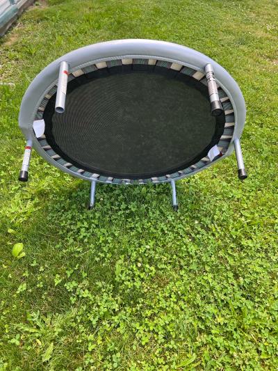 small trampoline for exercise only used a few times