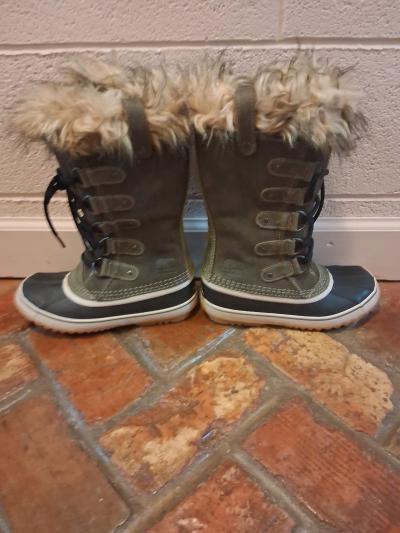 sorely boots
