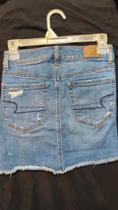 womens American Eagle skirt