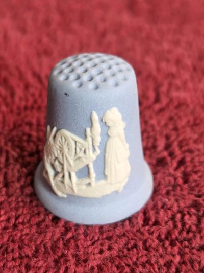 12 pc Collection Wedgewood Fairy Tale Thimbles - Thumbnail 2