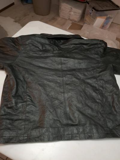 black leather coat good condition - Thumbnail 2