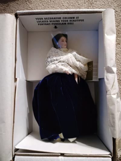 Dolls Collectors Items - Thumbnail 10