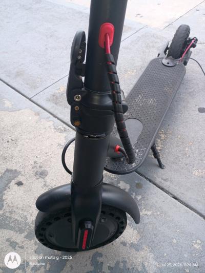 Joyhis JS Android Electric Scooter W Charger - Thumbnail 9