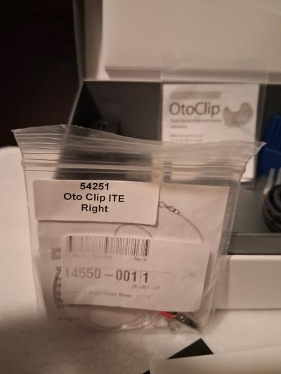 Hearing Aids Brand New BOTH EVOLV rechargeable EVERYTHING IN - Thumbnail 9