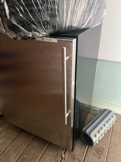 small commercial refrigerator great condition about 3 feet t