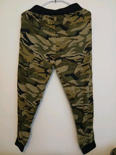 pantalonnes de mujer y hombre - Thumbnail 4