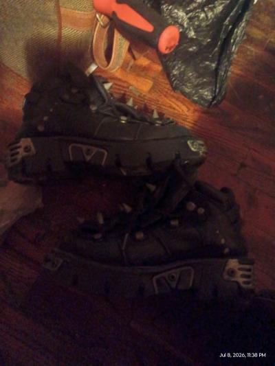 boots - Thumbnail 2