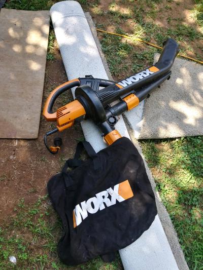 WORX corded electrical leaf blower vacuum and mulcher