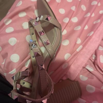 brown and gray sandals size 8 - Thumbnail 5