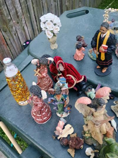figurines - Thumbnail 3