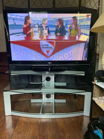 50LG smart TV with 3 tier metal and temper glass TV tablein