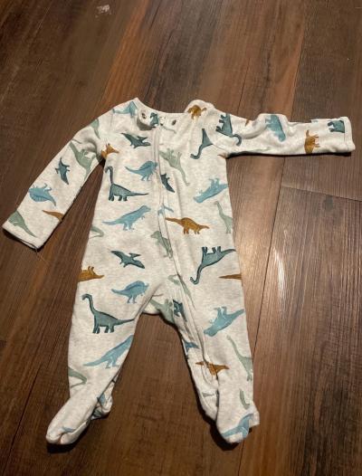 ten baby sleepers ranging in sizes 0 to 3 months - Thumbnail 8