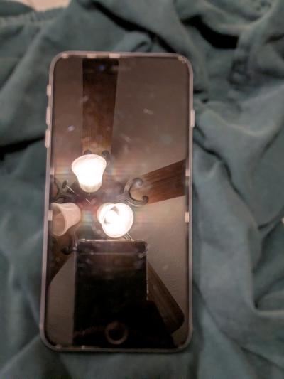 I phone 6 S unlocked - Thumbnail 2