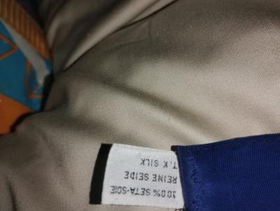 vintage Chanel Scarf hand rolled edges - Thumbnail 9