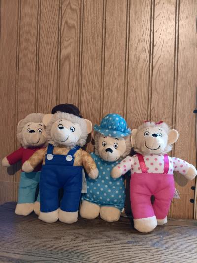 The Berenstain Bears Plushies