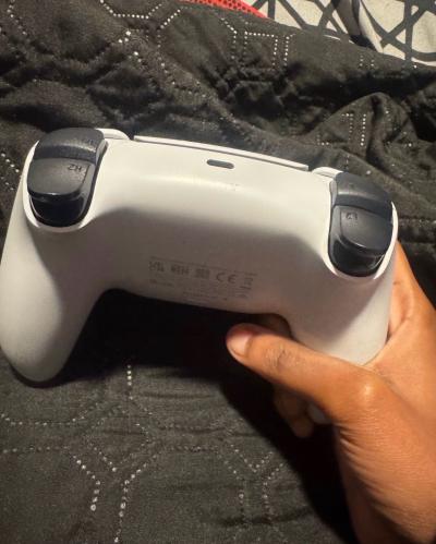 PS5 Controller white - Thumbnail 2