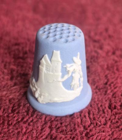 12 pc Collection Wedgewood Fairy Tale Thimbles - Thumbnail 7